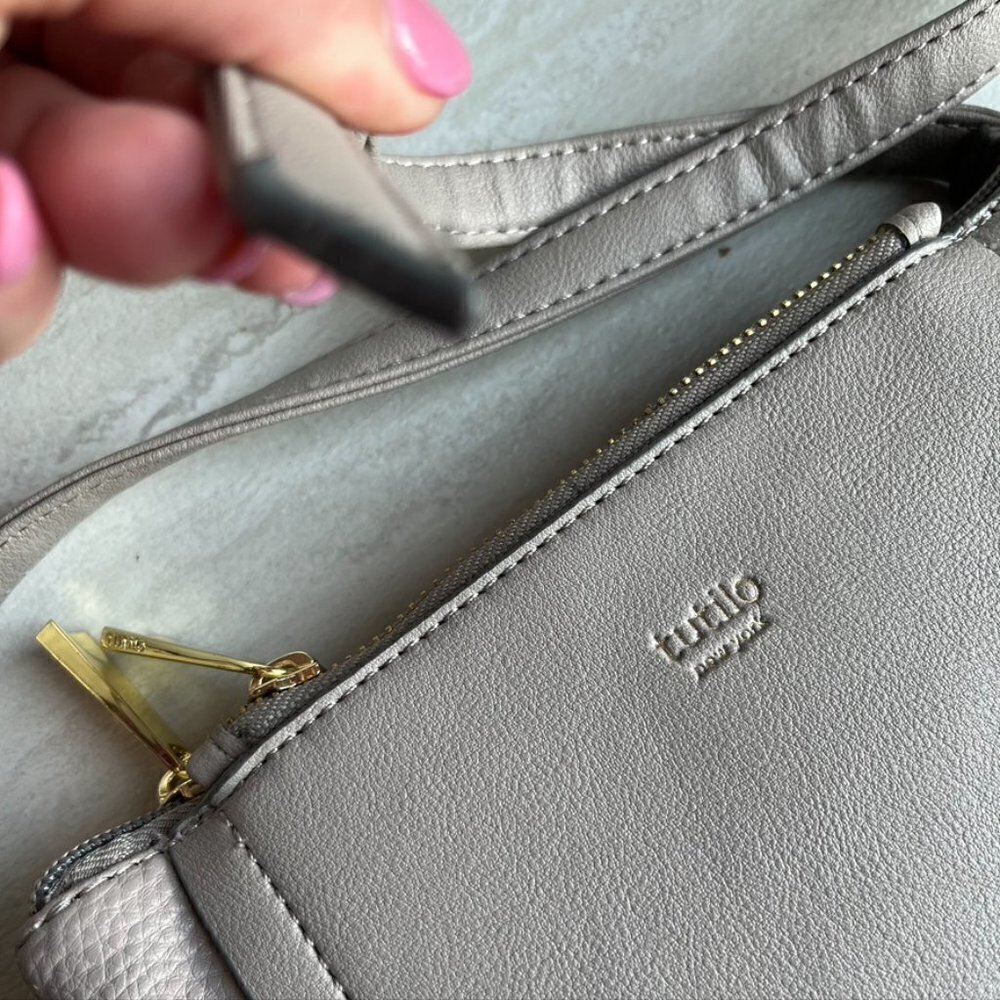 Tutilo New York Nude Beige Gray Crossbody Shoulder Bag Vegan Leather - Picture 5 of 9